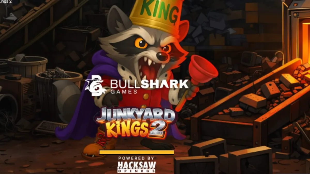 Tampilan visual slot Junkyard Kings 2 dengan tema rakun dan barang rongsokan yang berkilau